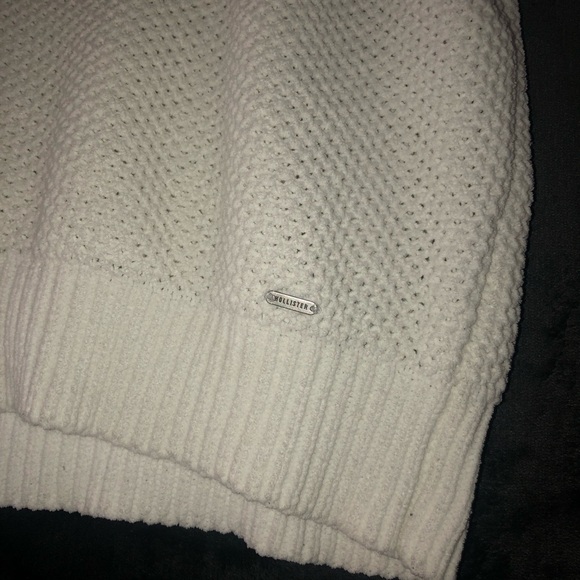 Hollister Cozy Sweater - Picture 7 of 8